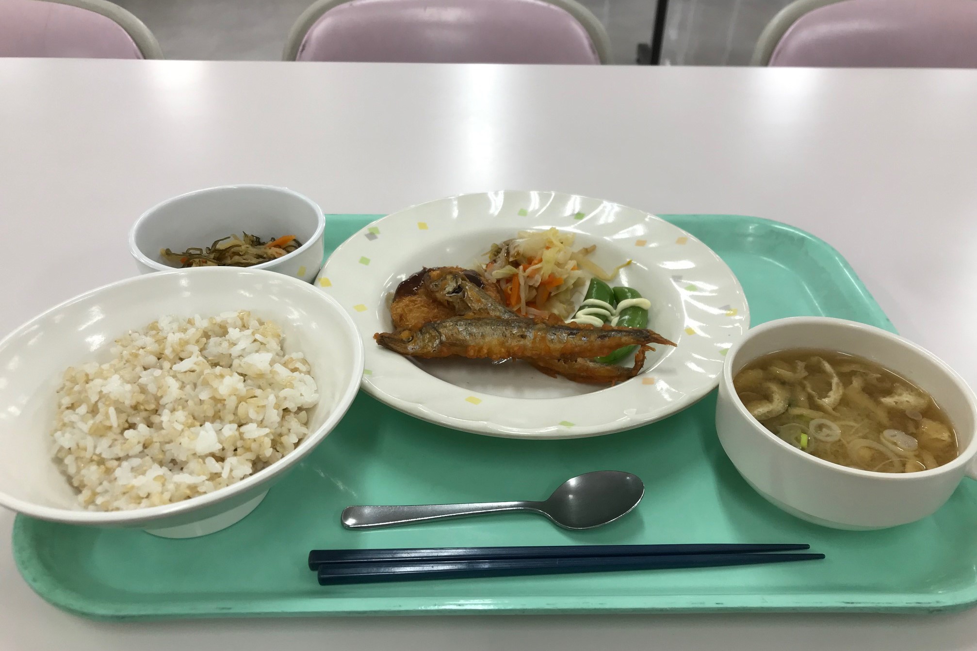 スクールランチ