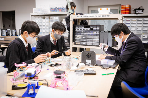 芝浦工業大学附属中学校