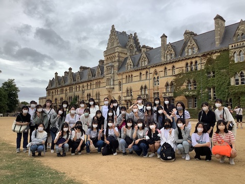 三輪田学園中学校