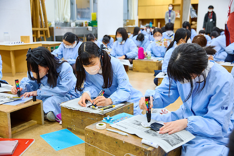 女子美術大学付属中学校