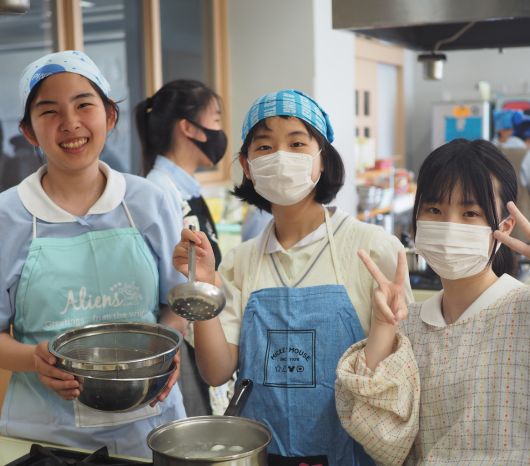 自修館