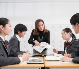サレジアン国際学園中学校